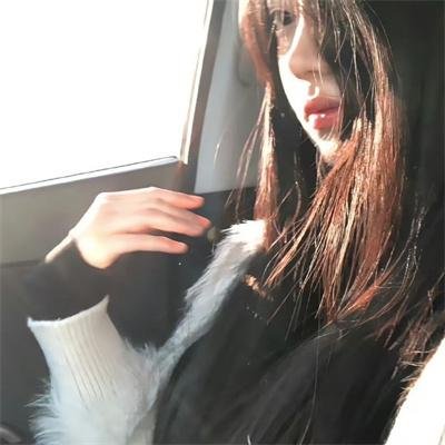 闪婚后，我成为全家福星